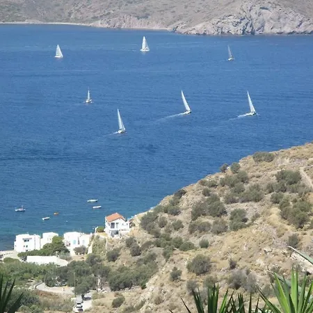 Entre Ciel Et Milos Grece דירה טריפיטי